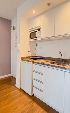 Studio à venda com 33m², 1 quarto e 1 vaga Studio à venda com 33m², 1 quarto e 1 vagaCozinha