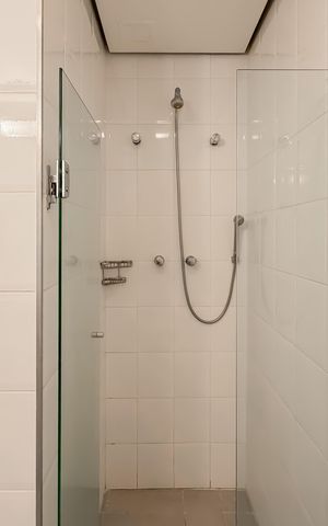 Studio à venda com 33m², 1 quarto e 1 vaga Studio à venda com 33m², 1 quarto e 1 vagaBanheiro