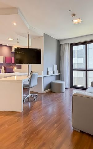 Studio à venda com 33m², 1 quarto e 1 vaga Studio à venda com 33m², 1 quarto e 1 vagaSala