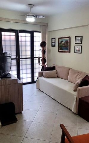 Casa à venda com 200m², 4 quartos e 5 vagas Casa à venda com 200m², 4 quartos e 5 vagasSala