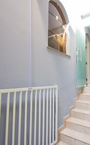Casa à venda com 200m², 2 quartos e 2 vagas Casa à venda com 200m², 2 quartos e 2 vagasCorredor externo