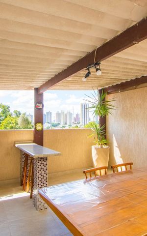 Casa à venda com 200m², 2 quartos e 2 vagas Casa à venda com 200m², 2 quartos e 2 vagasÁrea comum - Churrasqueira