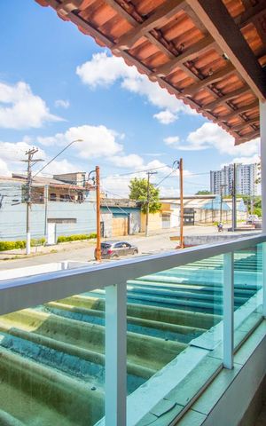 Casa à venda com 200m², 2 quartos e 2 vagas Casa à venda com 200m², 2 quartos e 2 vagasVaranda do quarto 1