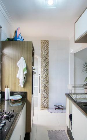 Casa à venda com 200m², 2 quartos e 2 vagas Casa à venda com 200m², 2 quartos e 2 vagasCozinha