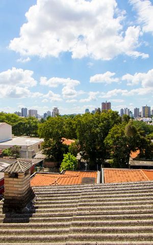 Casa à venda com 200m², 2 quartos e 2 vagas Casa à venda com 200m², 2 quartos e 2 vagasVista do quarto 2