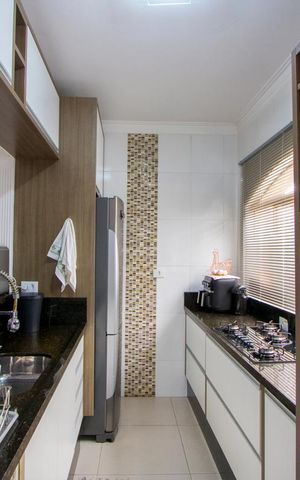 Casa à venda com 200m², 2 quartos e 2 vagas Casa à venda com 200m², 2 quartos e 2 vagasCozinha