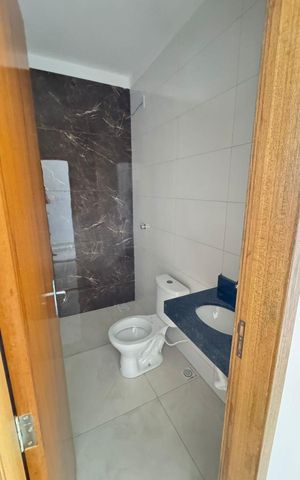 Casa para alugar com 82m², 2 quartos e 1 vagaBanheiro 
