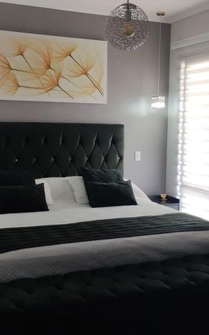 Apartamento à venda com 220m², 3 quartos e 3 vagas Apartamento à venda com 220m², 3 quartos e 3 vagasQuarto