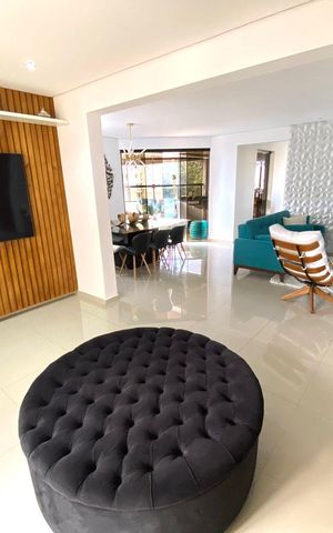 Apartamento à venda com 220m², 3 quartos e 3 vagas Apartamento à venda com 220m², 3 quartos e 3 vagasSala