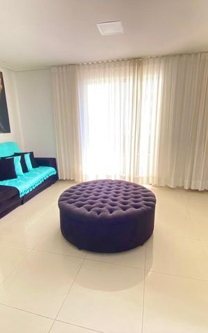 Apartamento à venda com 220m², 3 quartos e 3 vagas Apartamento à venda com 220m², 3 quartos e 3 vagasSala