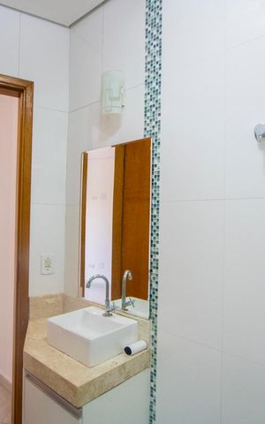 Apartamento à venda com 63m², 2 quartos e 2 vagas Apartamento à venda com 63m², 2 quartos e 2 vagasBanheiro do quarto 1