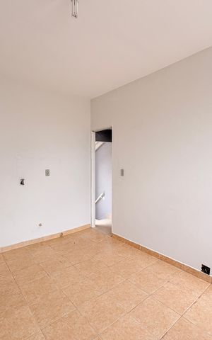 Casa para alugar com 120m², 2 quartos e 1 vagaQuintal superior - Comodo fechado