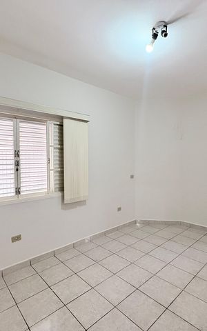 Casa para alugar com 120m², 2 quartos e 1 vagaSuíte 