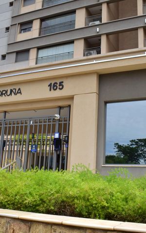 Apartamento para alugar com 110m², 2 quartos e 2 vagasFachada e portaria