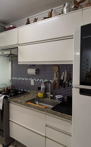 Apartamento à venda com 55m², 2 quartos e 2 vagas Apartamento à venda com 55m², 2 quartos e 2 vagasCozinha