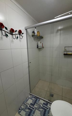 Apartamento à venda com 55m², 2 quartos e 2 vagas Apartamento à venda com 55m², 2 quartos e 2 vagasBanheiro