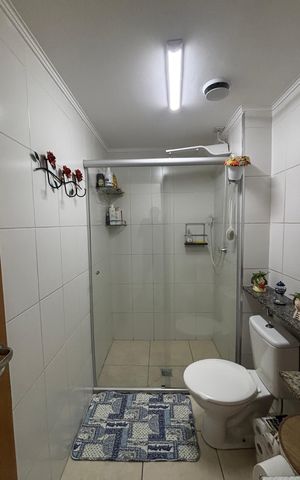 Apartamento à venda com 55m², 2 quartos e 2 vagas Apartamento à venda com 55m², 2 quartos e 2 vagasBanheiro