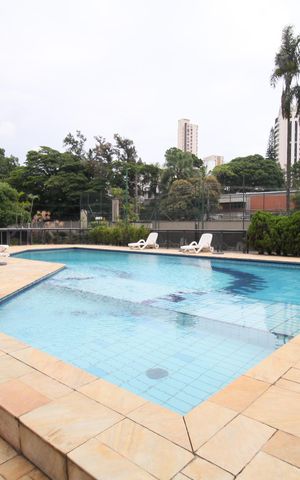 Apartamento à venda com 150m², 3 quartos e 3 vagasÁrea comum - Piscina