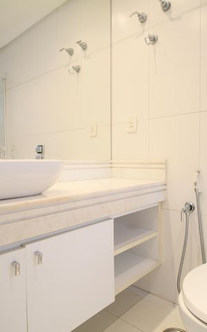 Apartamento à venda com 150m², 3 quartos e 3 vagasBanheiro Suíte 1