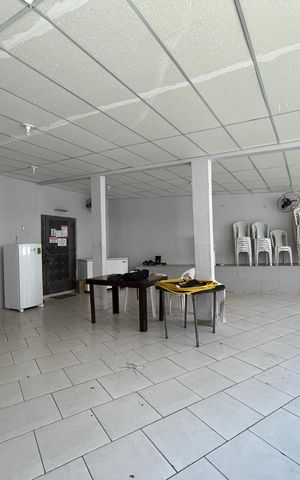 Apartamento à venda com 40m², 2 quartos e sem vagaÁrea comum - Salão de festas