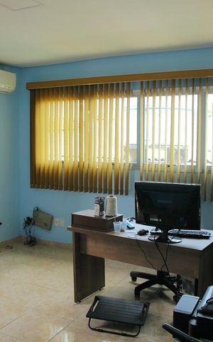 Casa à venda com 198m², 2 quartos e 4 vagasEdícula/escritório 