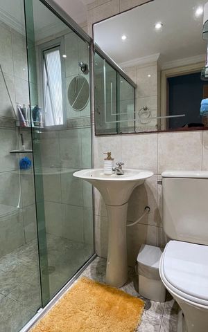 Apartamento à venda com 74m², 2 quartos e 1 vaga Apartamento à venda com 74m², 2 quartos e 1 vagaBanheiro