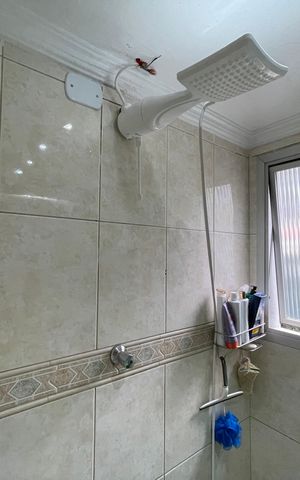 Apartamento à venda com 74m², 2 quartos e 1 vaga Apartamento à venda com 74m², 2 quartos e 1 vagaBanheiro