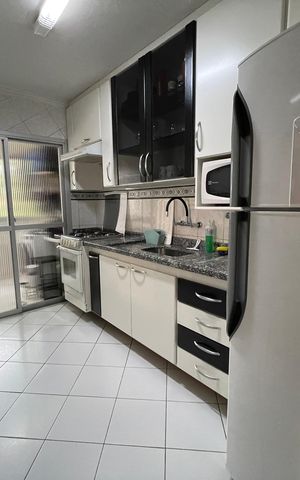 Apartamento à venda com 74m², 2 quartos e 1 vaga Apartamento à venda com 74m², 2 quartos e 1 vagaCozinha e Área de Serviço