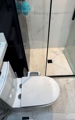 Apartamento à venda com 41m², 2 quartos e sem vaga Apartamento à venda com 41m², 2 quartos e sem vagaBanheiro