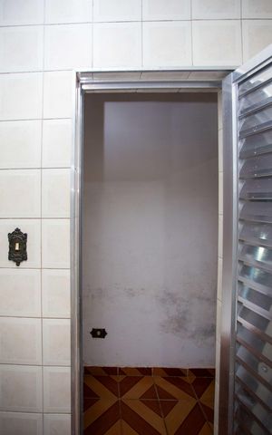 Casa à venda com 100m², 1 quarto e sem vagaBanheiro