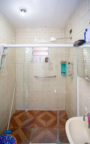 Casa à venda com 100m², 1 quarto e sem vagaBanheiro