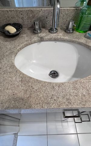 Apartamento à venda com 139m², 3 quartos e 2 vagas Apartamento à venda com 139m², 3 quartos e 2 vagasBanheiro Social