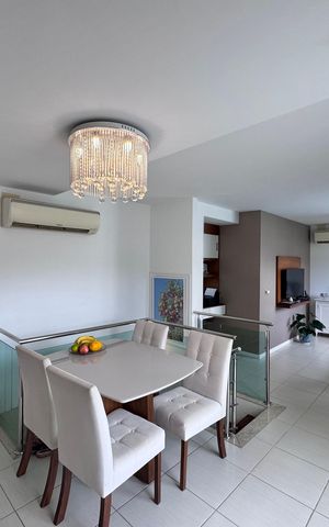 Apartamento à venda com 139m², 3 quartos e 2 vagas Apartamento à venda com 139m², 3 quartos e 2 vagasSala