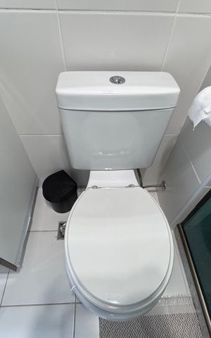 Apartamento à venda com 139m², 3 quartos e 2 vagas Apartamento à venda com 139m², 3 quartos e 2 vagasBanheiro Social