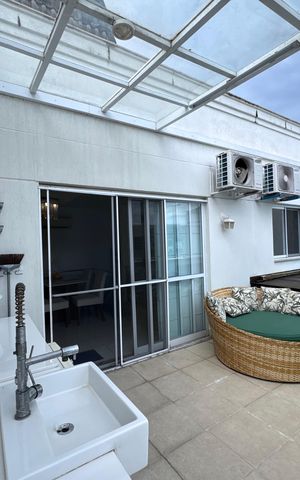 Apartamento à venda com 139m², 3 quartos e 2 vagas Apartamento à venda com 139m², 3 quartos e 2 vagasTerraço - Área de Serviço