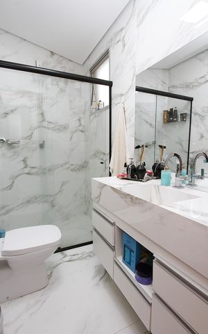 Apartamento à venda com 269m², 4 quartos e 2 vagasBanheiro da Suíte 1