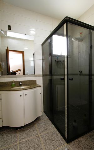Apartamento à venda com 269m², 4 quartos e 2 vagasBanheiro do Quarto 4