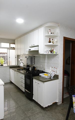 Apartamento à venda com 269m², 4 quartos e 2 vagasCozinha