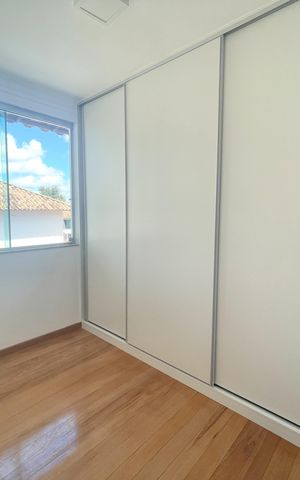 Casa de condomínio à venda com 360m², 3 quartos e 2 vagasQuarto 1