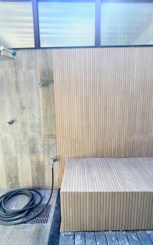 Casa de condomínio à venda com 360m², 3 quartos e 2 vagasDucha