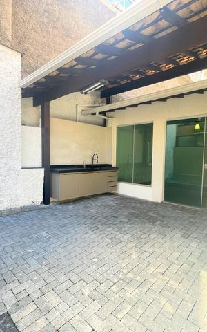 Casa de condomínio à venda com 360m², 3 quartos e 2 vagasÁrea externa