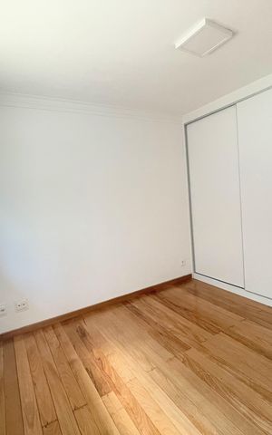 Casa de condomínio à venda com 360m², 3 quartos e 2 vagasQuarto 3