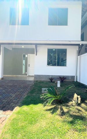 Casa de condomínio à venda com 360m², 3 quartos e 2 vagasFachada