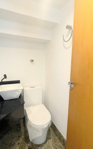 Casa de condomínio à venda com 360m², 3 quartos e 2 vagasLavabo