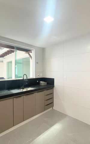 Casa de condomínio à venda com 360m², 3 quartos e 2 vagasCozinha
