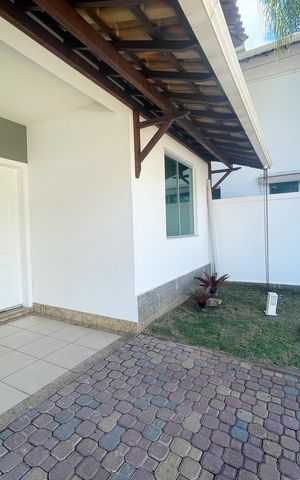 Casa de condomínio à venda com 360m², 3 quartos e 2 vagasFachada