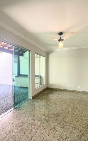Casa de condomínio à venda com 360m², 3 quartos e 2 vagasSala 2