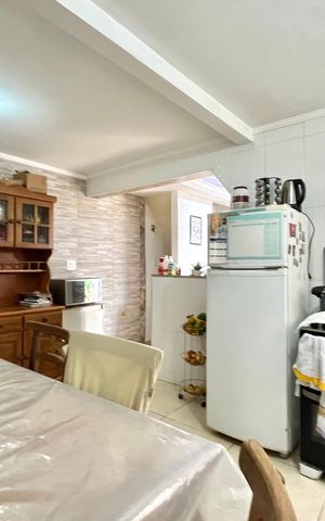 Casa à venda com 500m², 7 quartos e 4 vagas Casa à venda com 500m², 7 quartos e 4 vagasCozinha 2