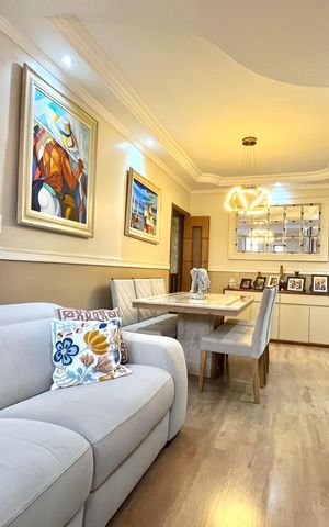 Casa à venda com 500m², 7 quartos e 4 vagas Casa à venda com 500m², 7 quartos e 4 vagasSala 1
