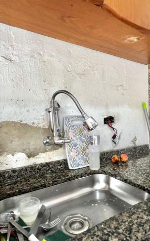 Casa à venda com 500m², 7 quartos e 4 vagas Casa à venda com 500m², 7 quartos e 4 vagasCozinha 4